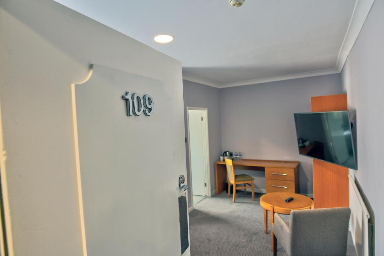 The Bridge Hotel Thrapston  Ngoại thất bức ảnh