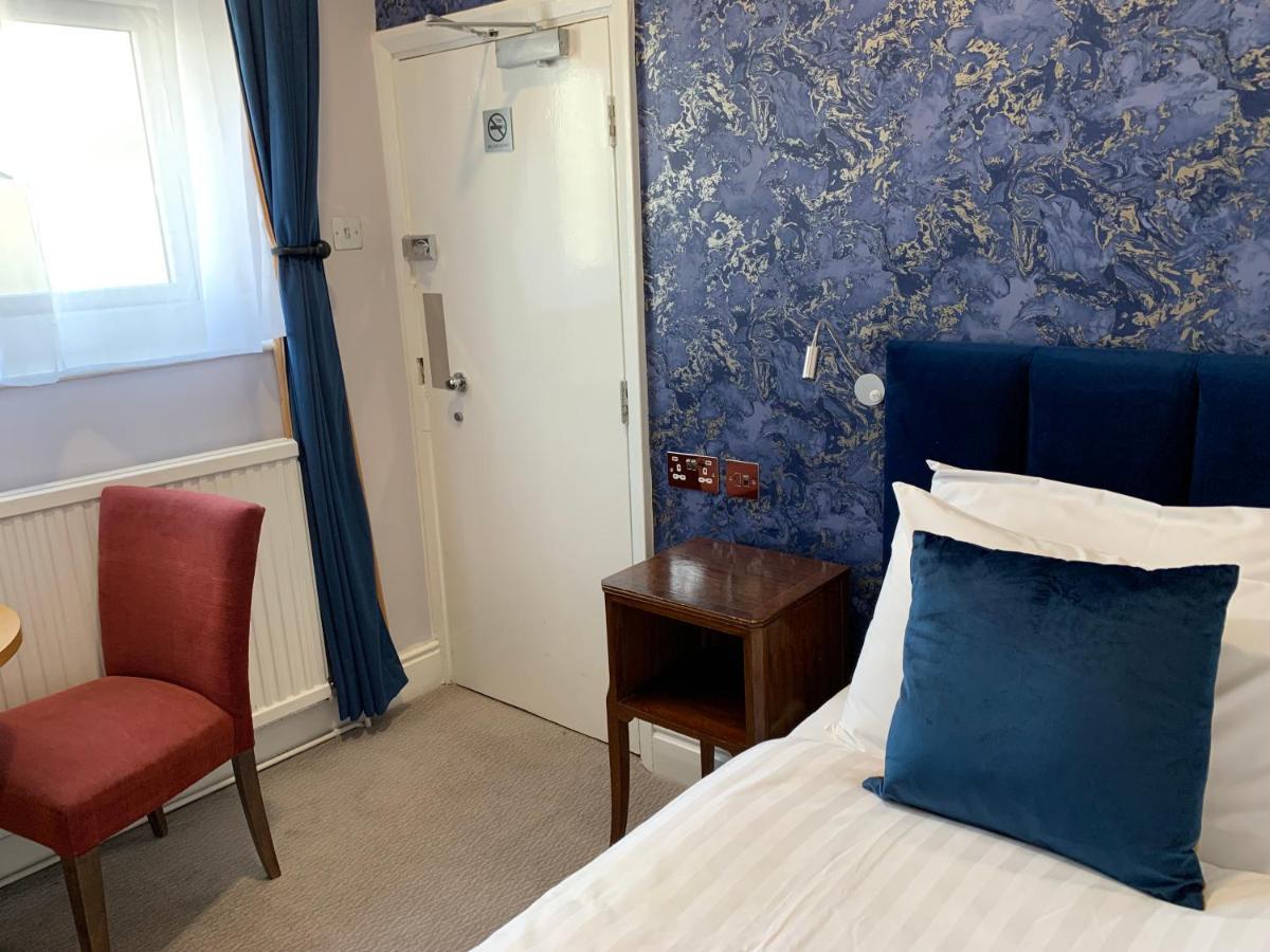 The Bridge Hotel Thrapston  Ngoại thất bức ảnh
