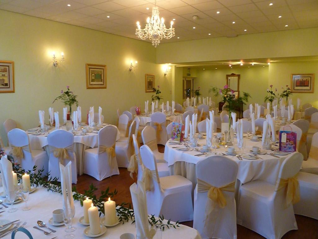 The Bridge Hotel Thrapston  Ngoại thất bức ảnh