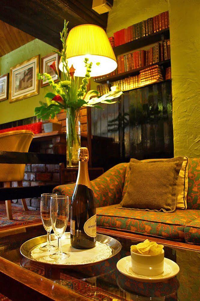 The Bridge Hotel Thrapston  Ngoại thất bức ảnh